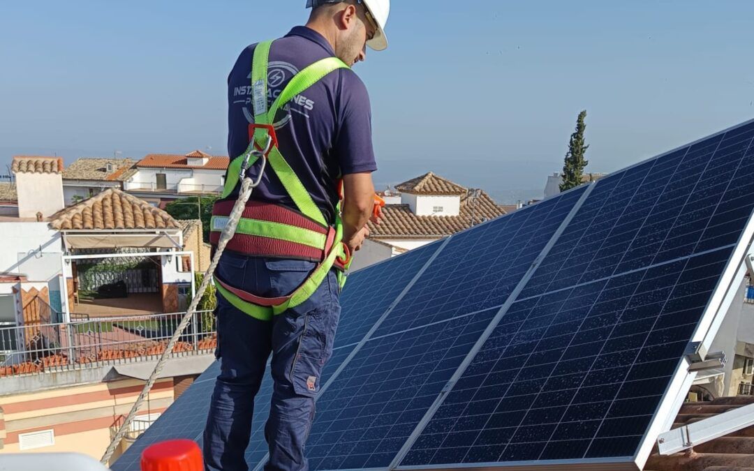 LIMPIEZA DE PLACAS SOLARES
